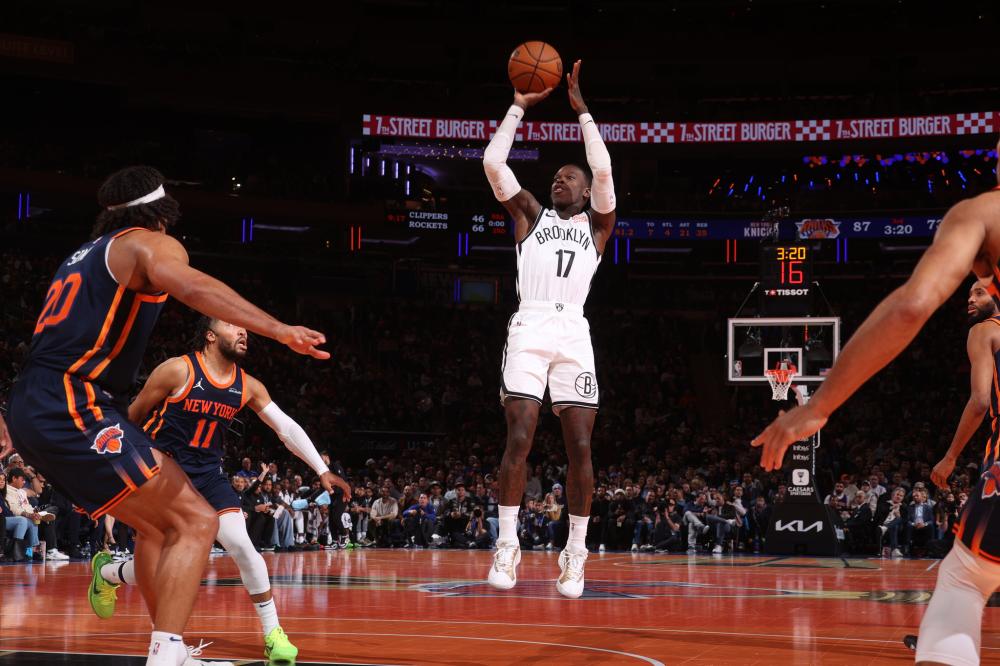 许多公众人 许多公众人