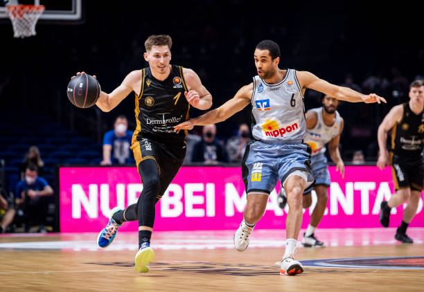 屡见不鲜 屡见不鲜