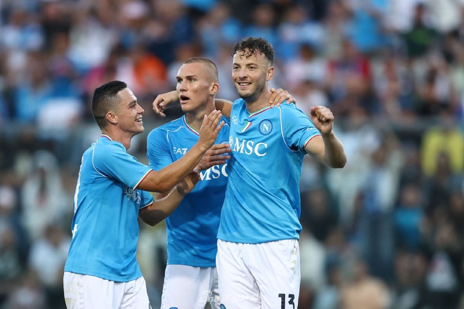 上取得了显 上取得了显