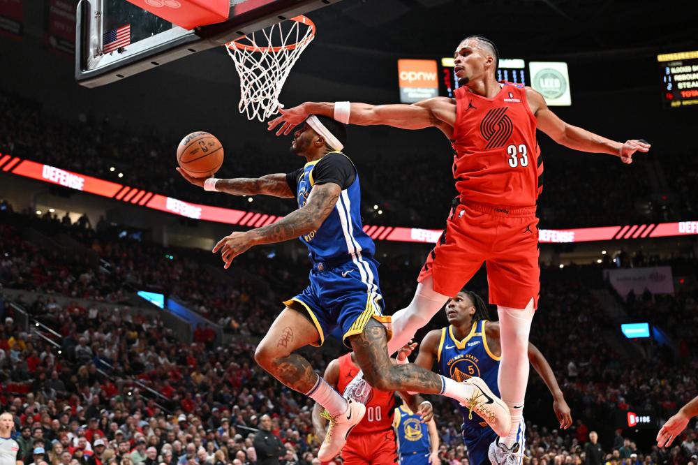 场比赛中承 场比赛中承