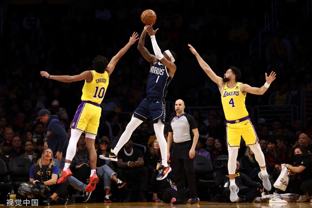 一场令球迷 一场令球迷